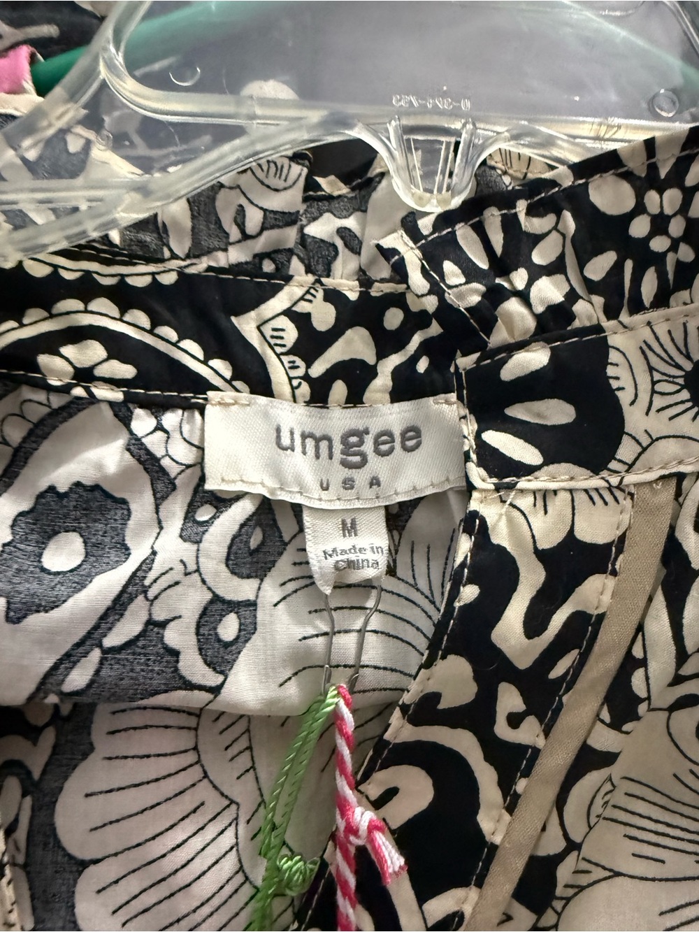 Umgee Black and White Printed Women's Top